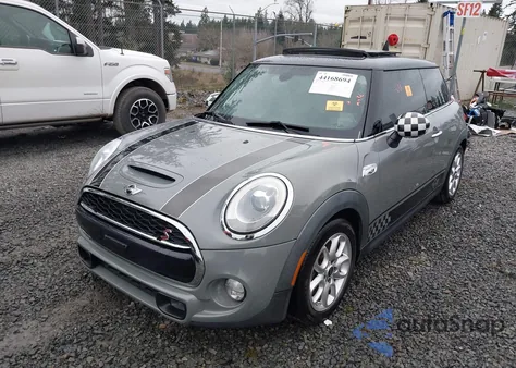 2015 Mini Hardtop Cooper S из США, поврежденный, VIN WMWXP7C56F2A38954